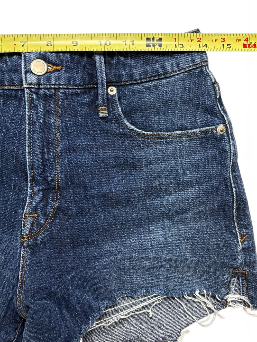 Good American The Cut-Off High Waisted Denim Jean Shorts Blue Size 6 / 28 - Picture 3 of 8